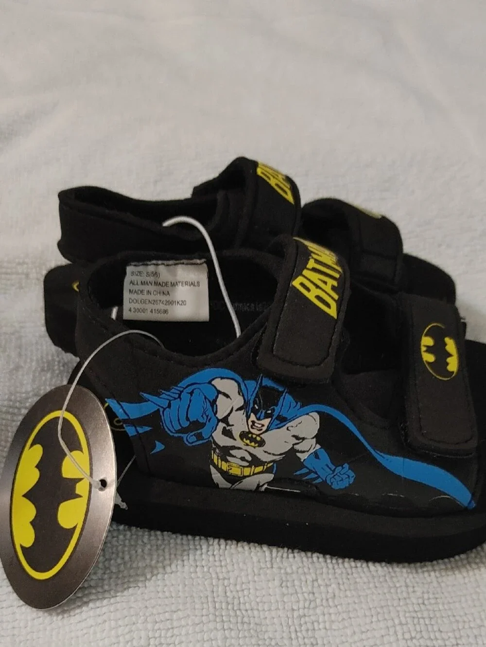 Batman Black and Yellow Kids Velcro Sandals - Picture 2 of 4